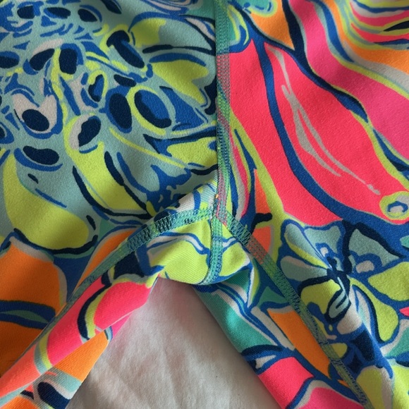 Lilly Pulitzer Weekender Cropped Luxletic Leggings Seaside Aqua Breezy Babe M - Picture 11 of 17